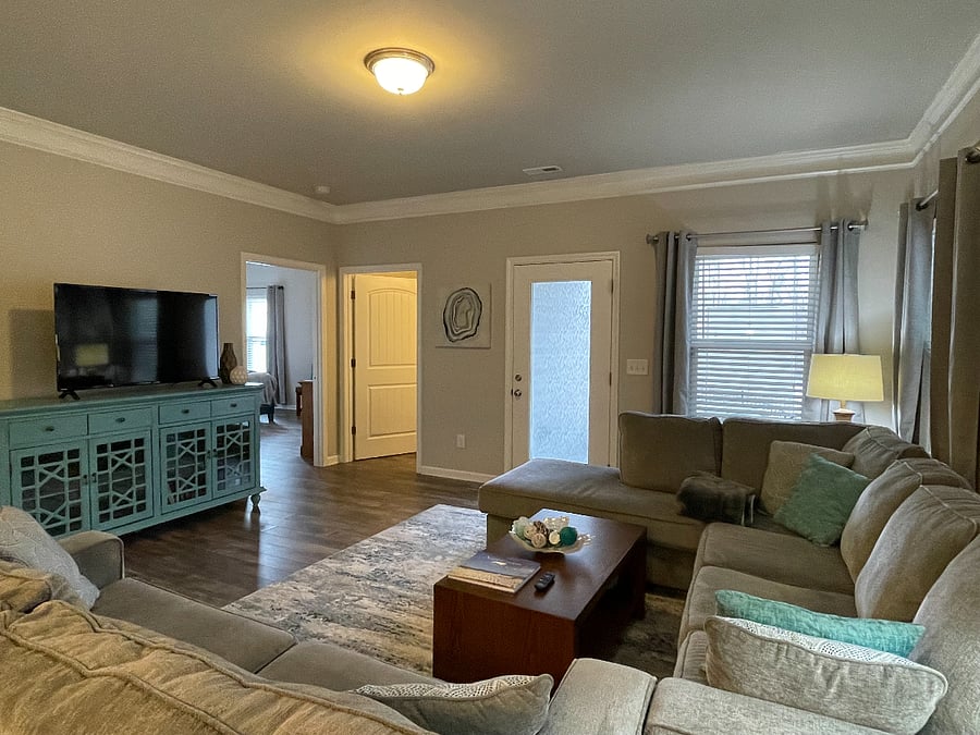 Furnished Finder property 679059_1 photo 2