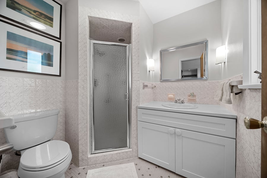 Owner's Ensuite Bathroom