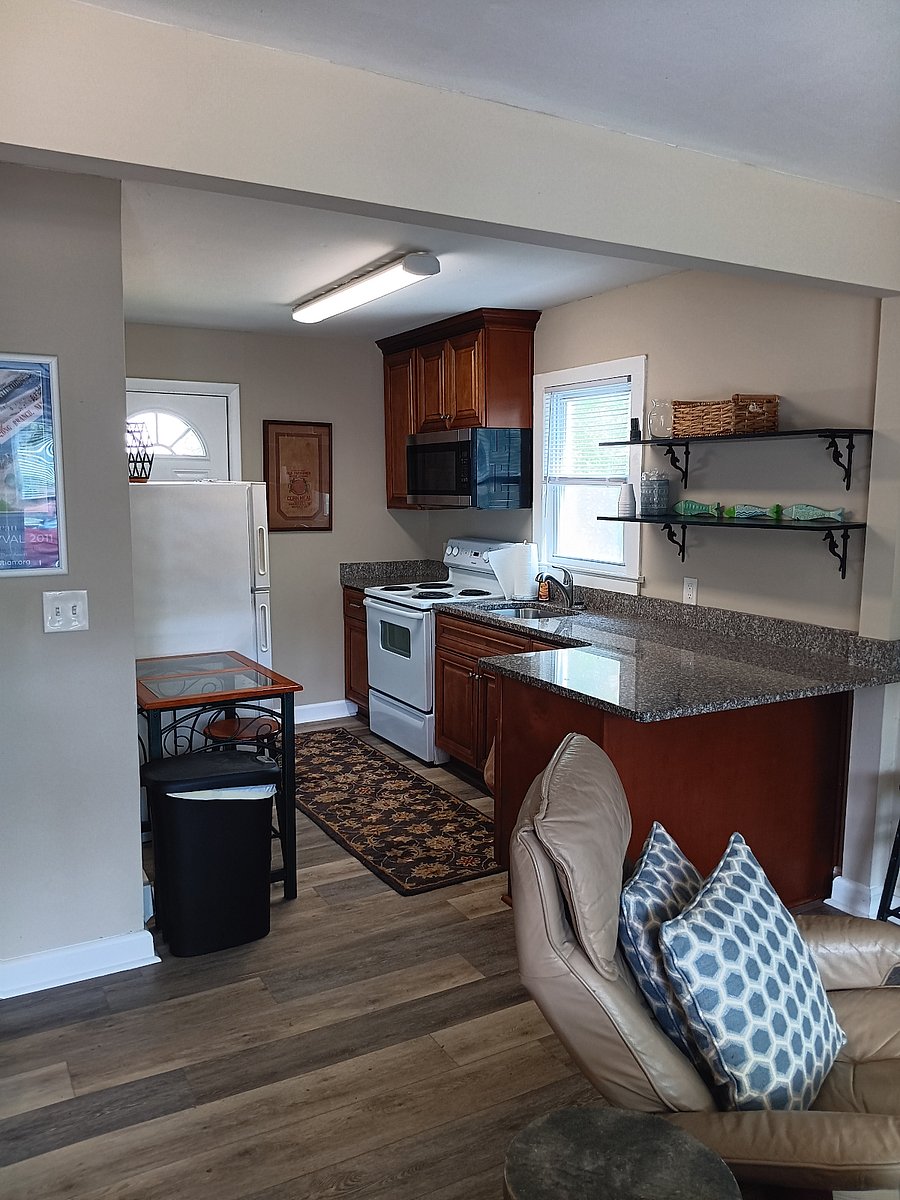 Furnished Finder property 679137_1 photo 4