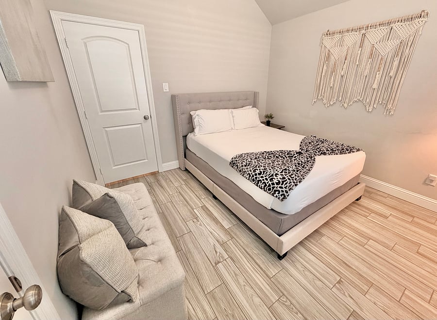 Furnished Finder property 679208_1 photo 24