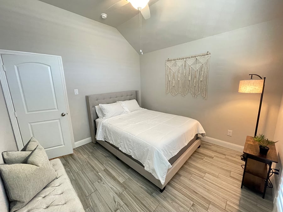 Furnished Finder property 679208_1 photo 13