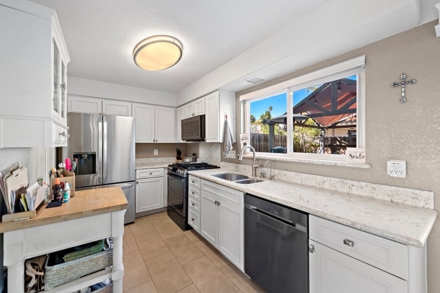 Furnished Finder property 679300_1 photo 10