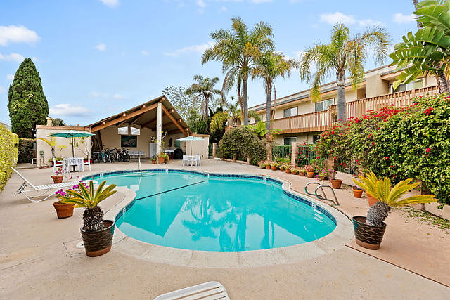 Furnished Finder property 679440_1 photo 30