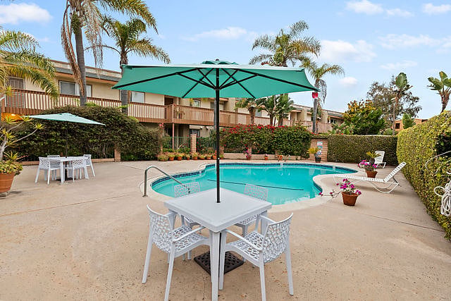 Furnished Finder property 679440_1 photo 29