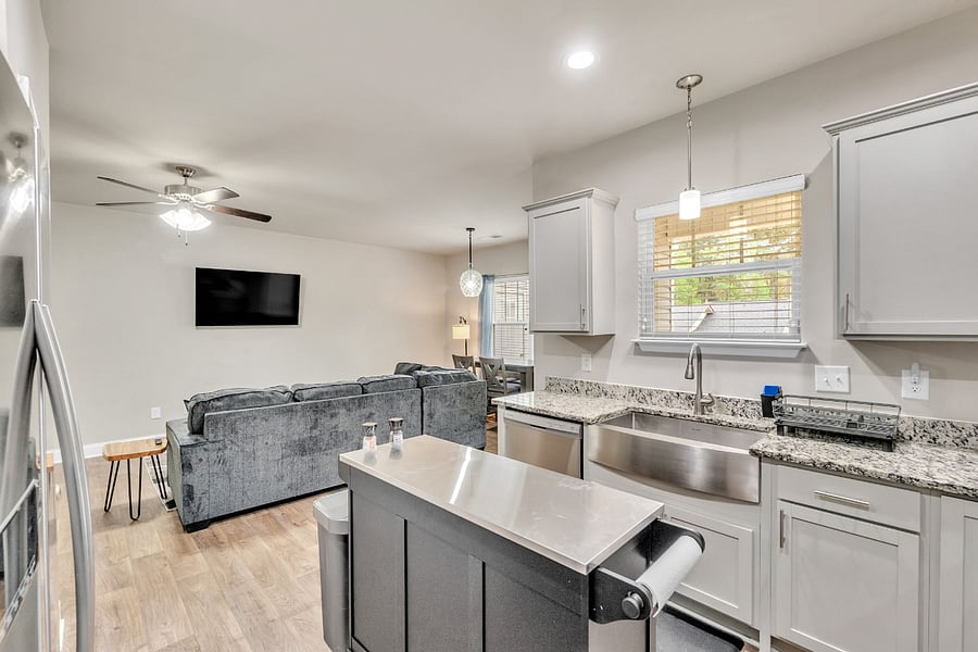 Furnished Finder property 679483_3 photo 10