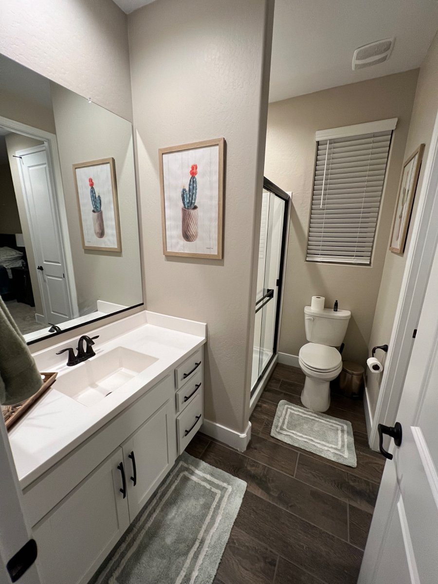 1st floor bathroom
