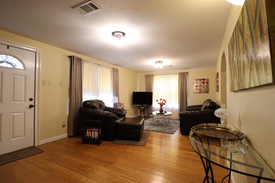 Furnished Finder property 679626_1 photo 2