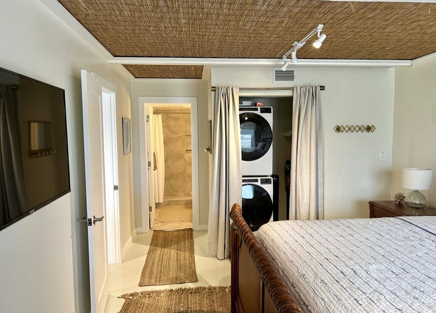 King Bedroom washer and dryer 