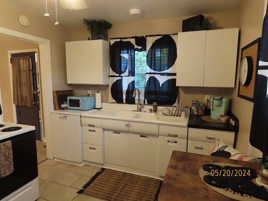Full Stocked Kitchen