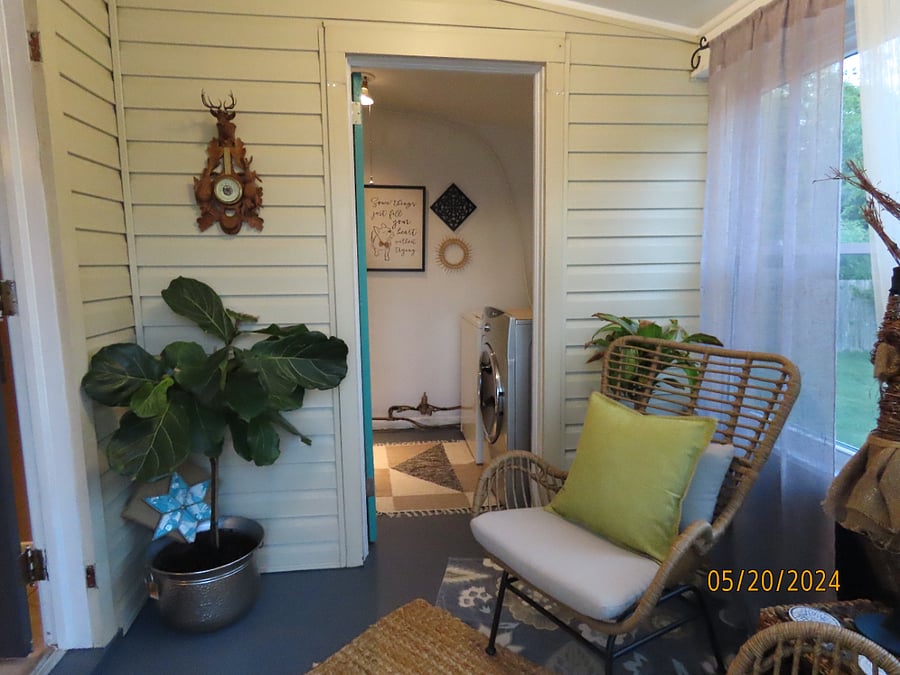 Sunroom with Live Plants