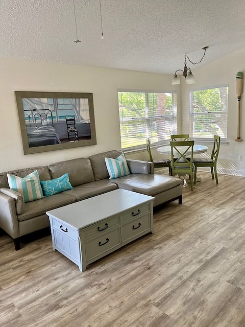 Furnished Finder property 679831_1 photo 6