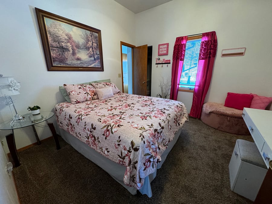 Furnished Finder property 679909_1 photo 11