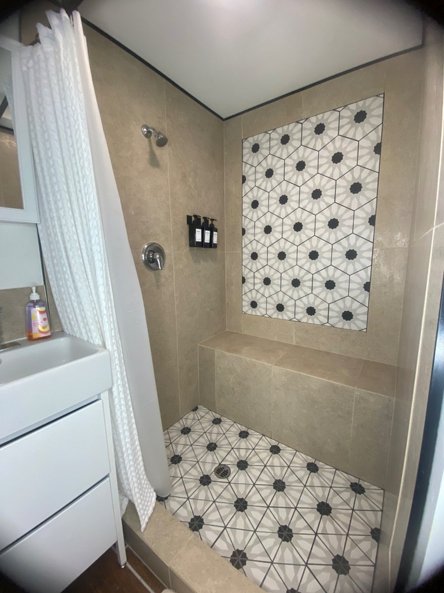 Furnished Finder property 679929_1 photo 8