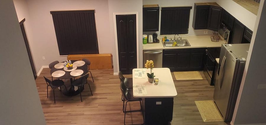Kitchen / Dining area 