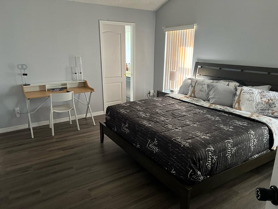 Primary suite