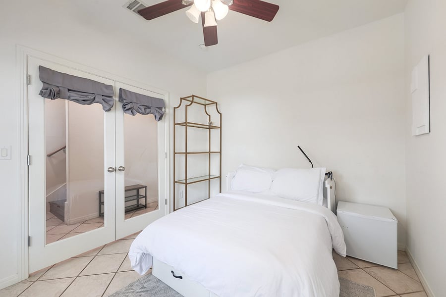 Furnished Finder property 680032_1 photo 24