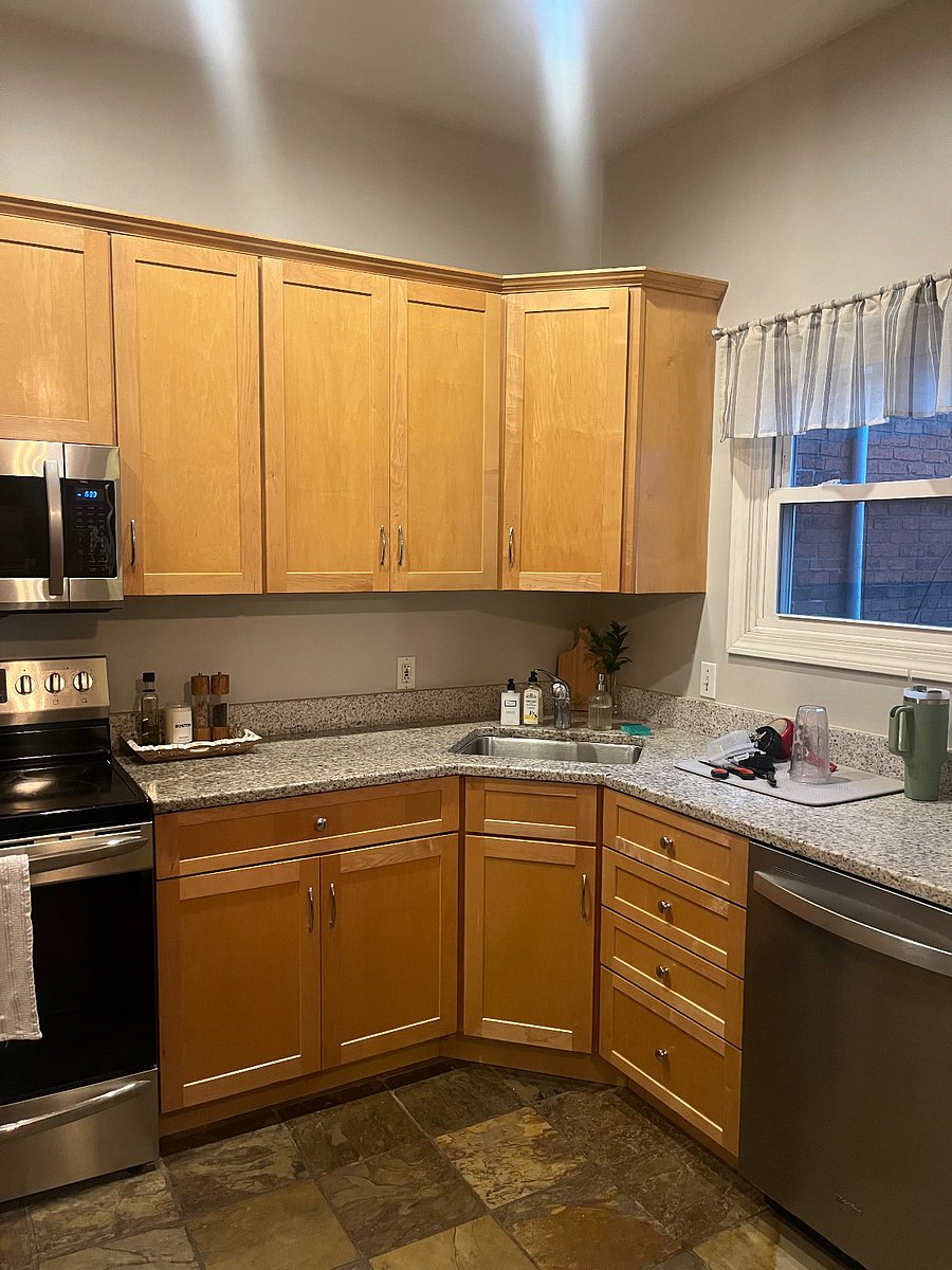 Furnished Finder property 680053_1 photo 3