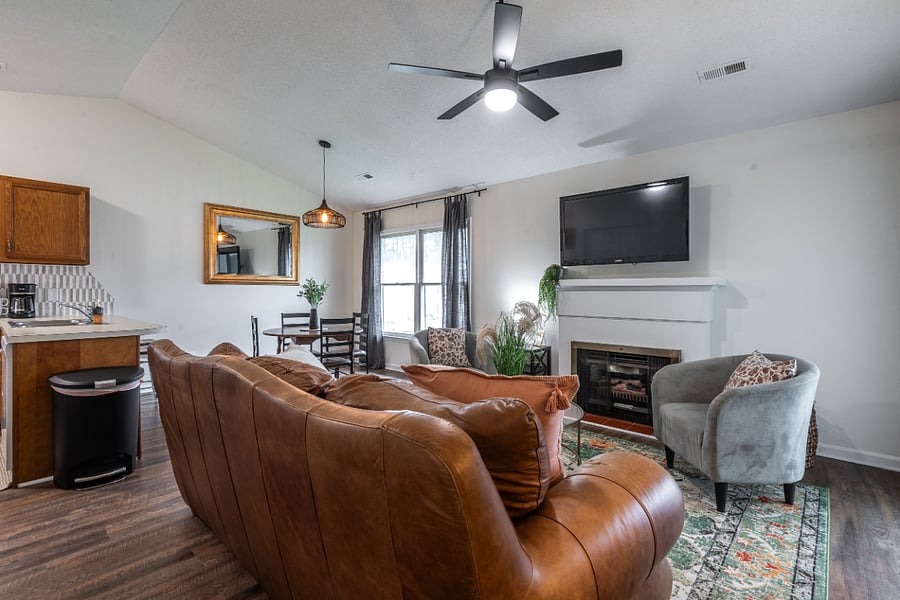 Furnished Finder property 680064_2 photo 14