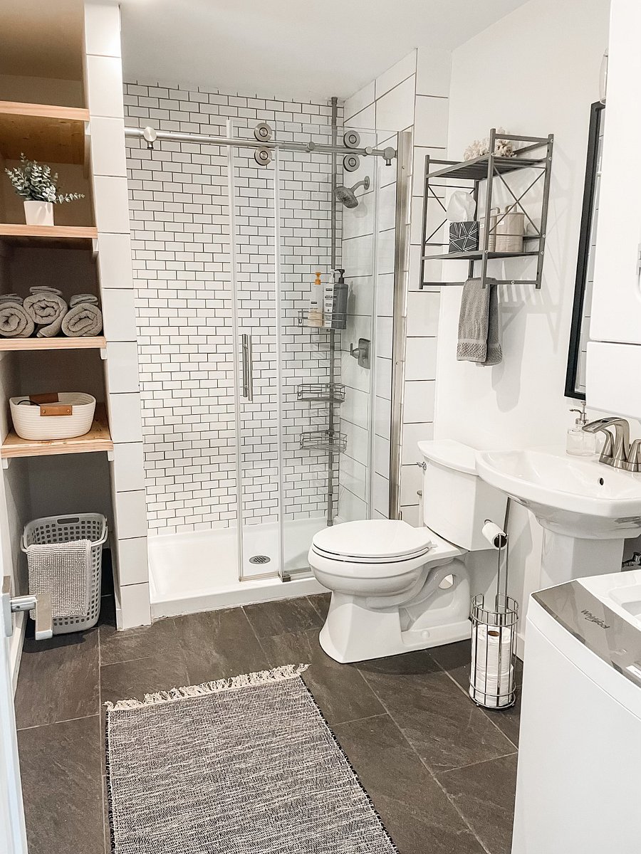 Bathroom - washer dryer