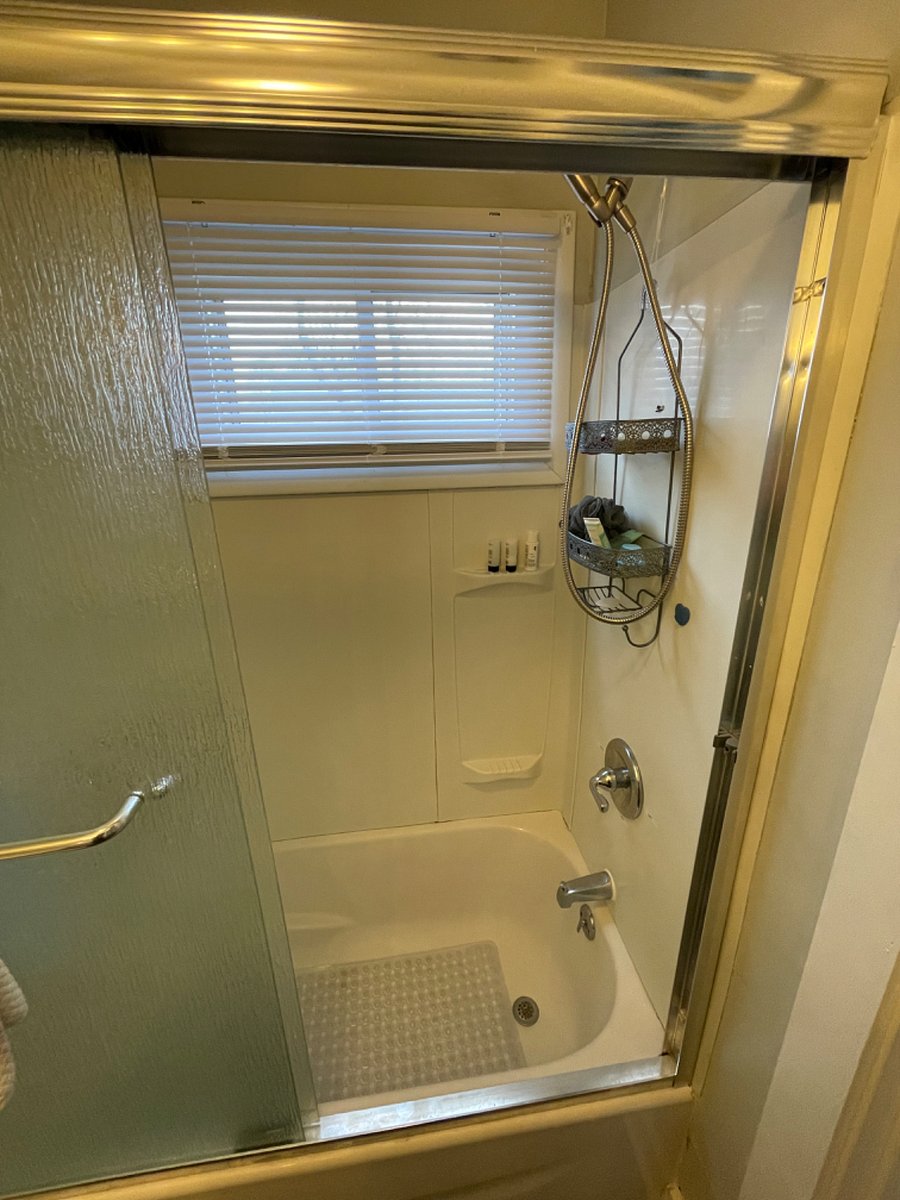 Furnished Finder property 680096_1 photo 27
