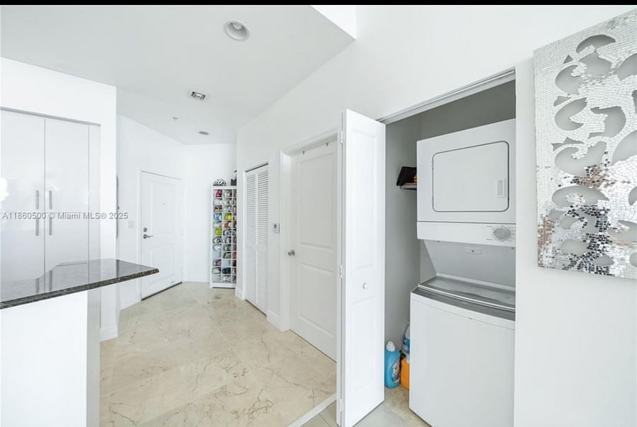Furnished Finder property 680100_1 photo 6
