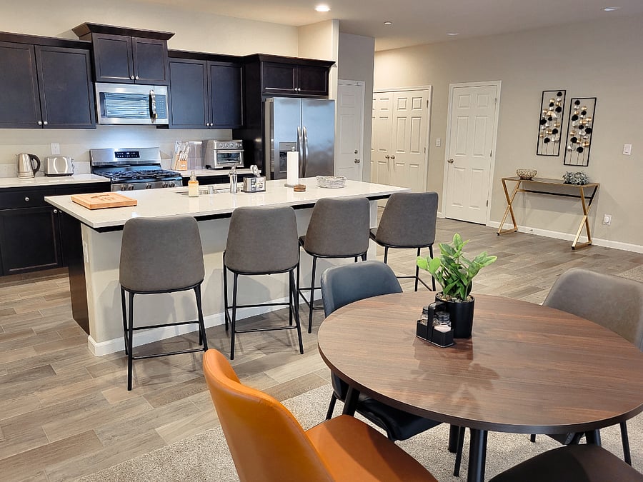 Furnished Finder property 680119_1 photo 4