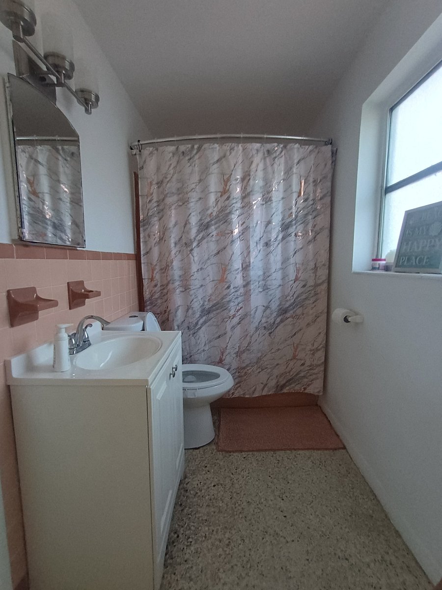 Furnished Finder property 680129_1 photo 3