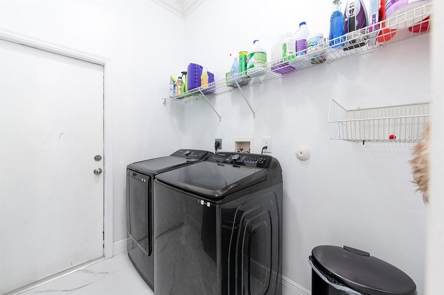 Furnished Finder property 680170_1 photo 16