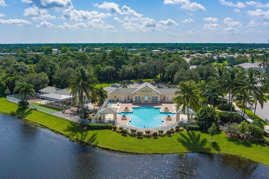 Furnished Finder property 680170_1 photo 22