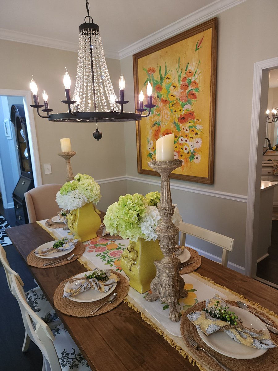 Gorgeous Dining Room all decked out for spring/Summer.  Seating for up to 8 people