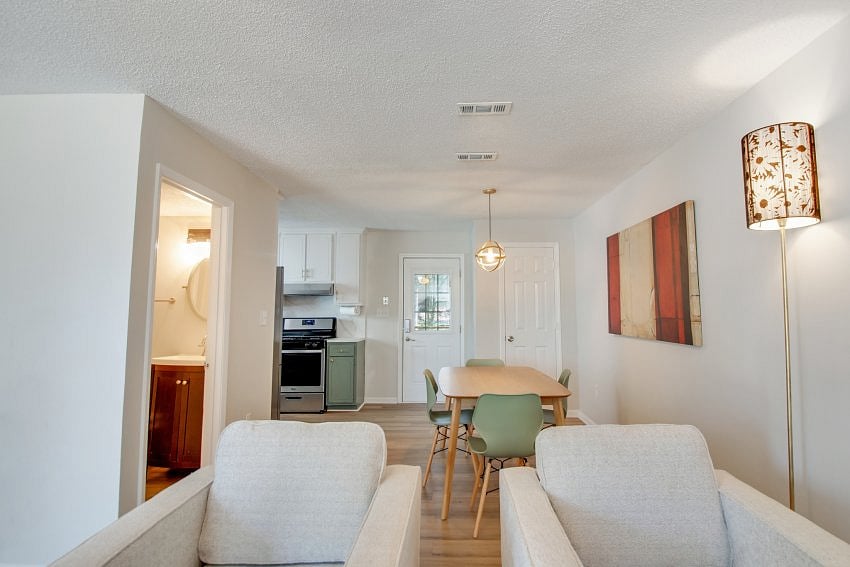 Furnished Finder property 680242_1 photo 5