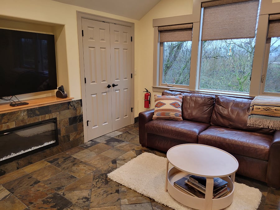 Furnished Finder property 680287_1 photo 6