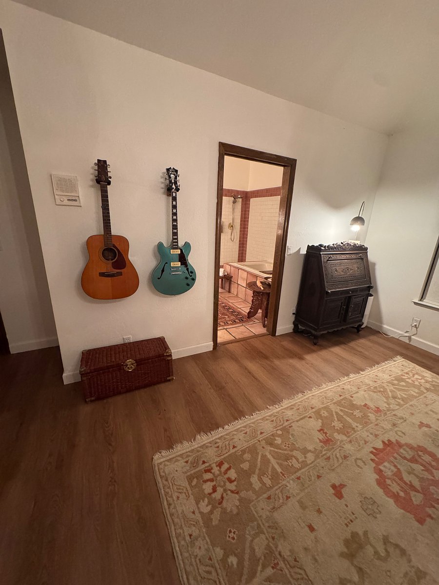 Furnished Finder property 680311_2 photo 5