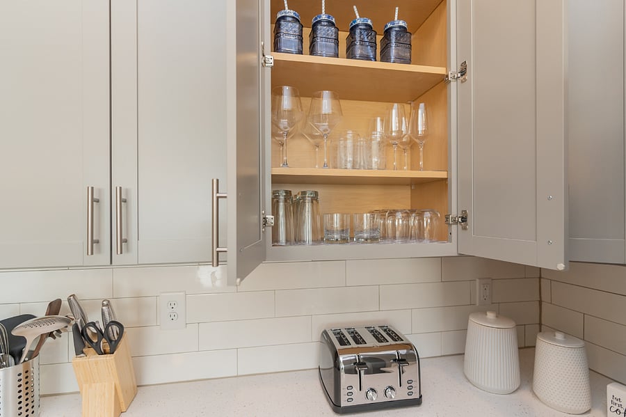 Dishes and silverware included