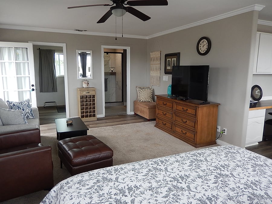 Furnished Finder property 680412_1 photo 8