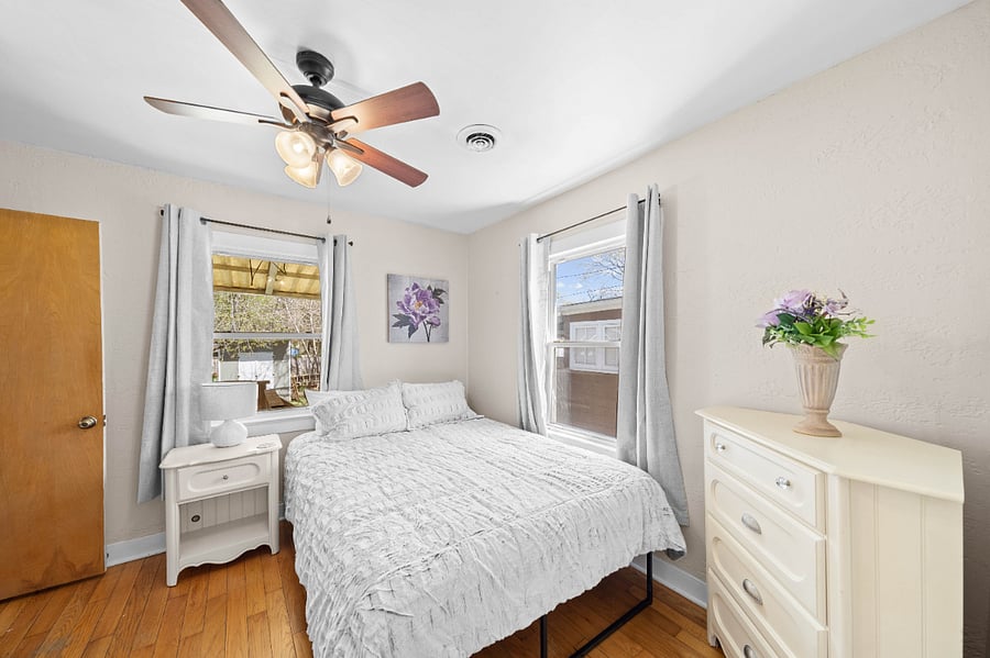 Bedroom #1