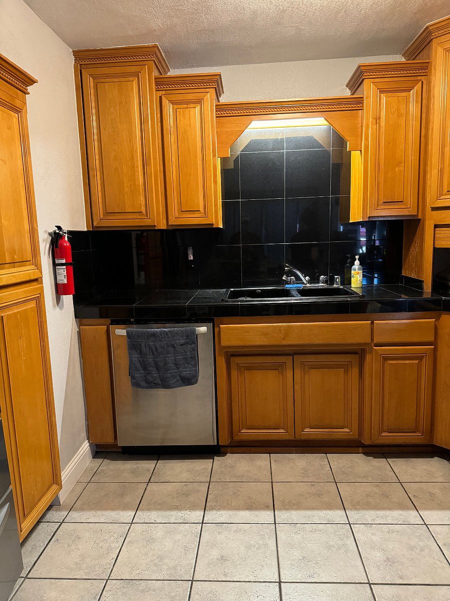 Furnished Finder property 680634_1 photo 14