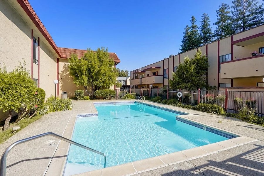 Furnished Finder property 680676_1 photo 5