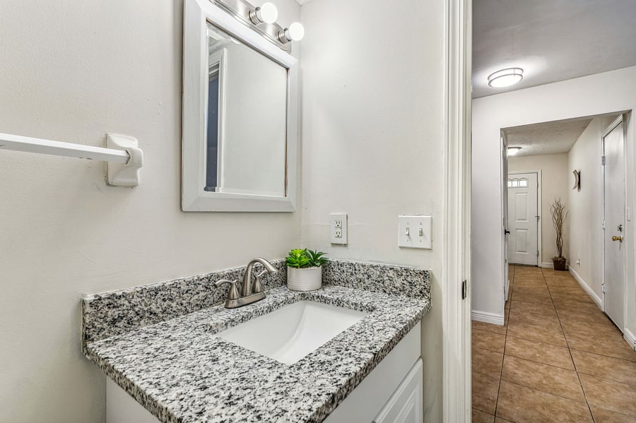Furnished Finder property 680688_1 photo 33