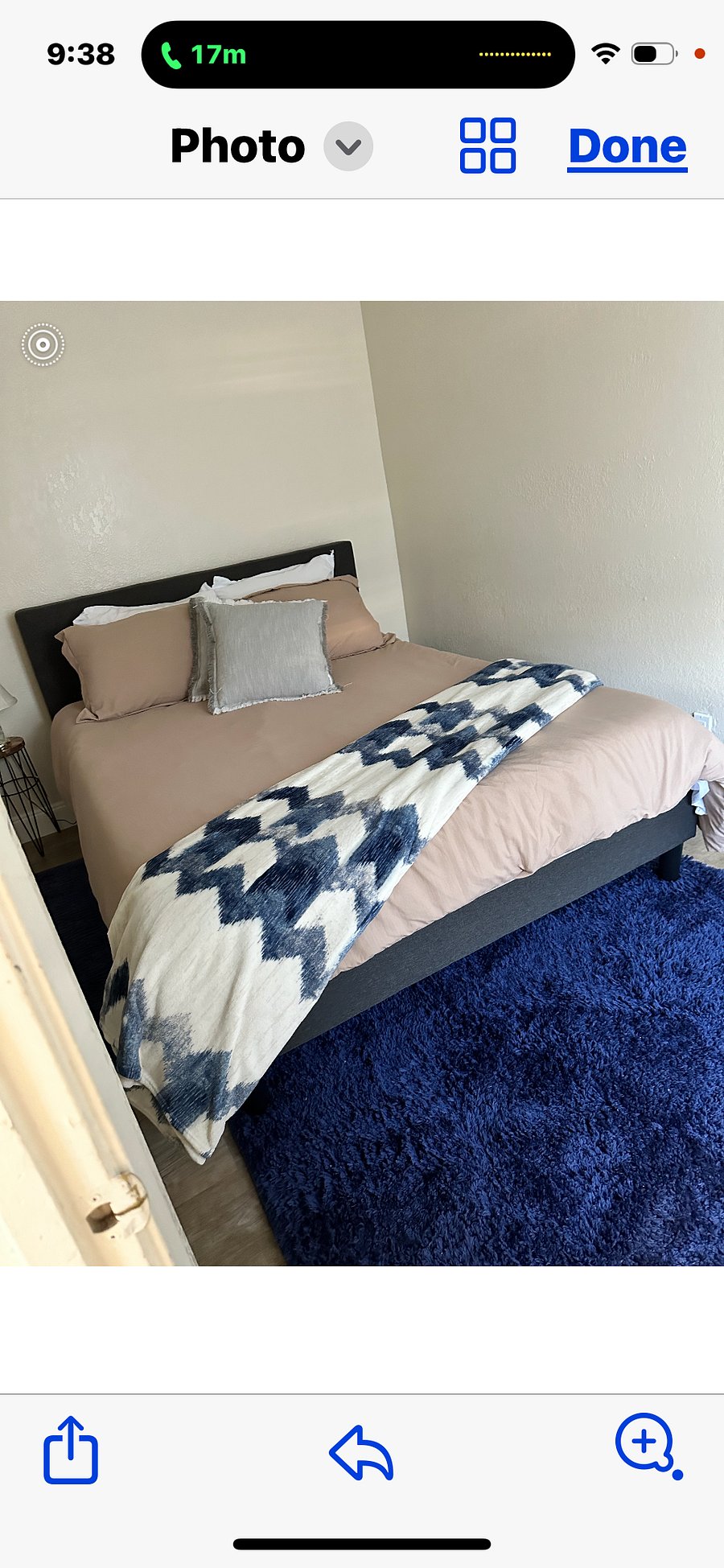 Queen Size Bed. We alternate usiong the blue and sometimes the beige comforter.
