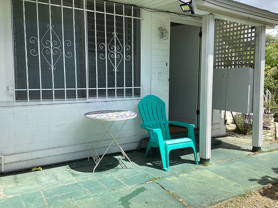 Enjoy meals outside.