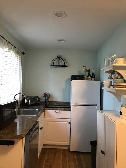 Furnished Finder property 680851_1 photo 3