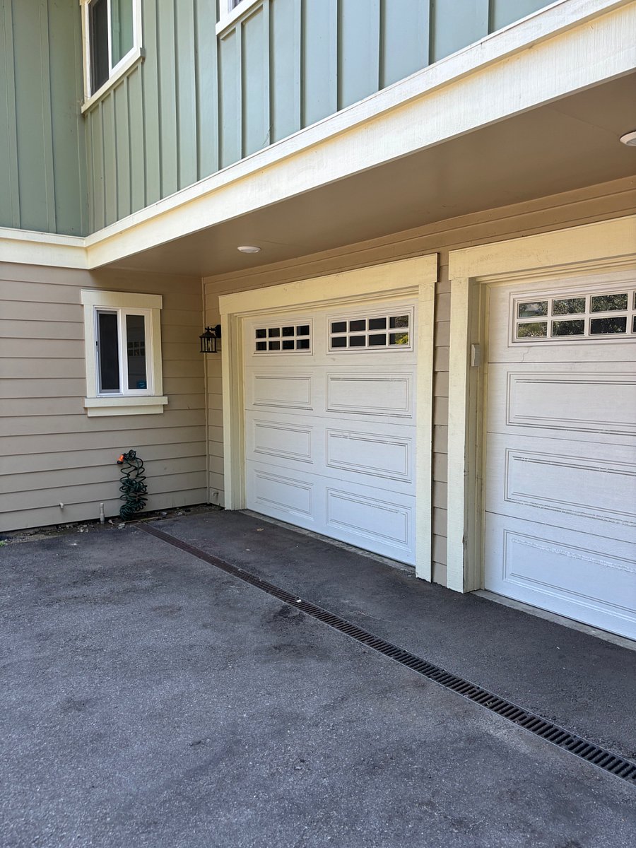 Private garage space