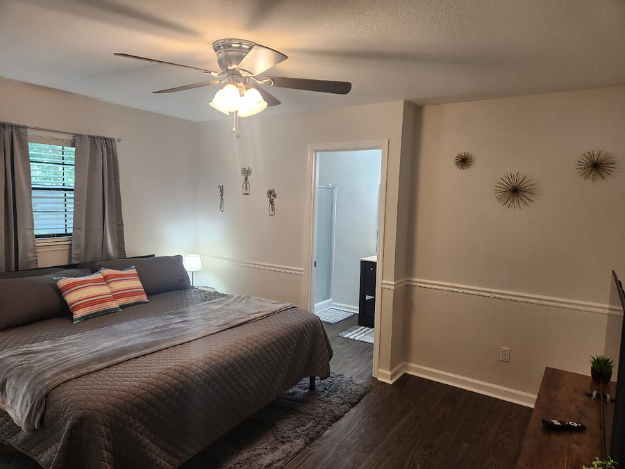 King master bedroom.