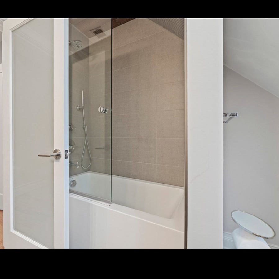 Furnished Finder property 680960_2 photo 8