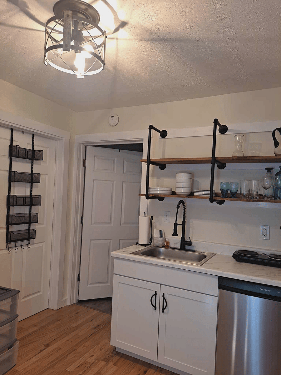 Furnished Finder property 680968_1 photo 12