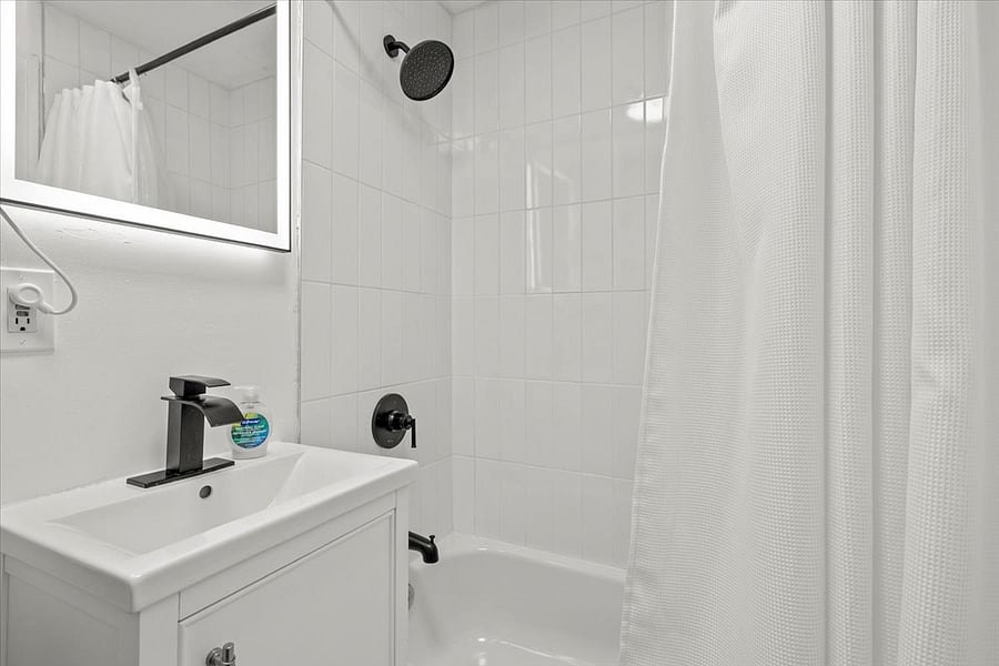Furnished Finder property 680976_1 photo 17