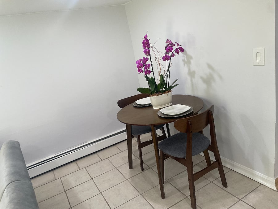 Furnished Finder property 681000_1 photo 4