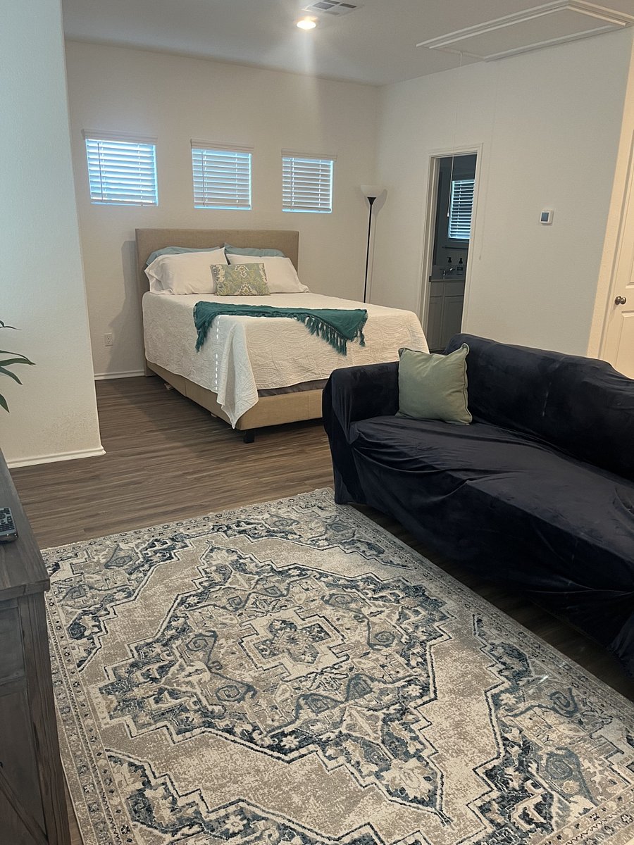 Furnished Finder property 681060_1 photo 3
