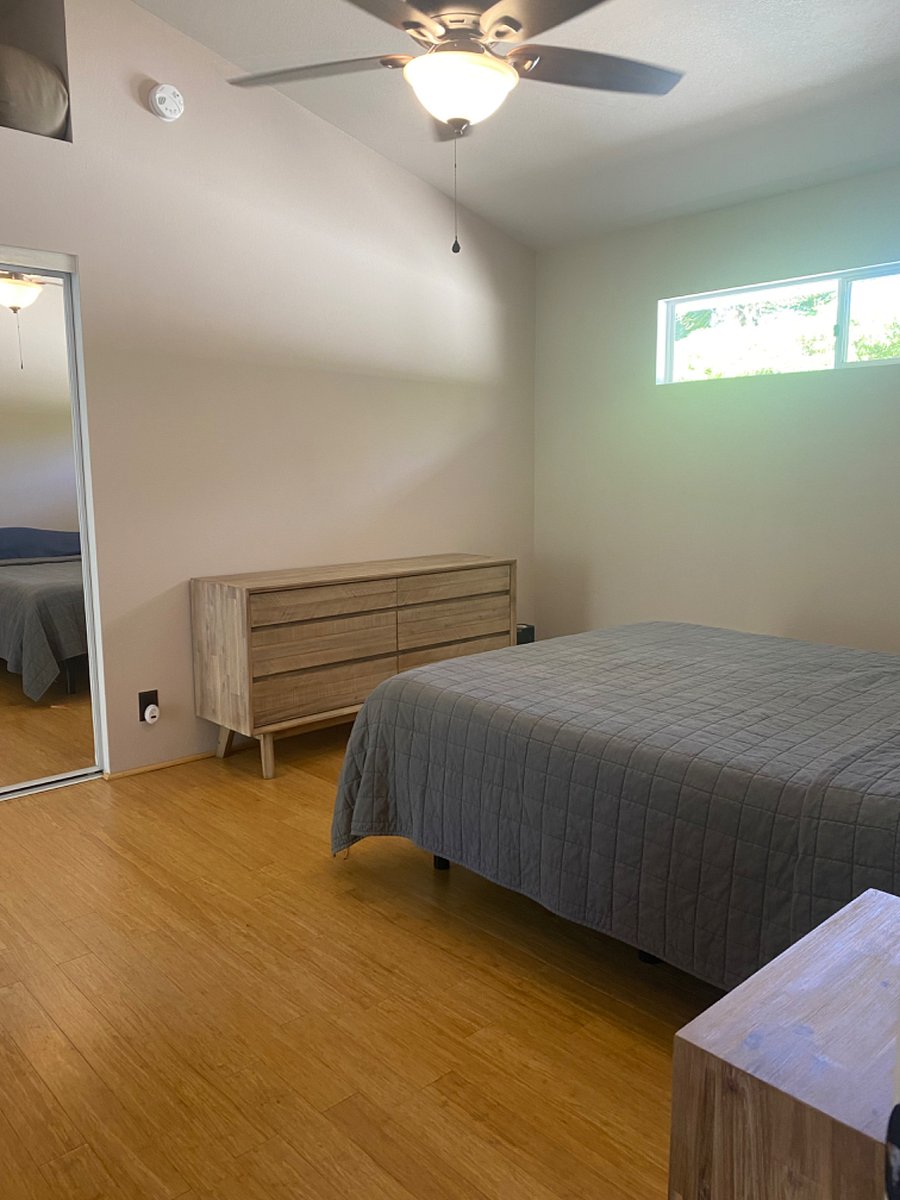 Second bedroom